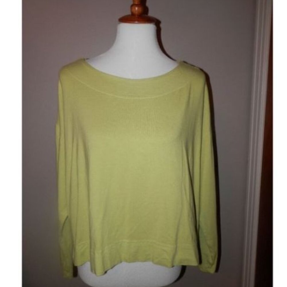 BRYN WALKER Top Small Light Green Knit Lagenlook Fancy Back